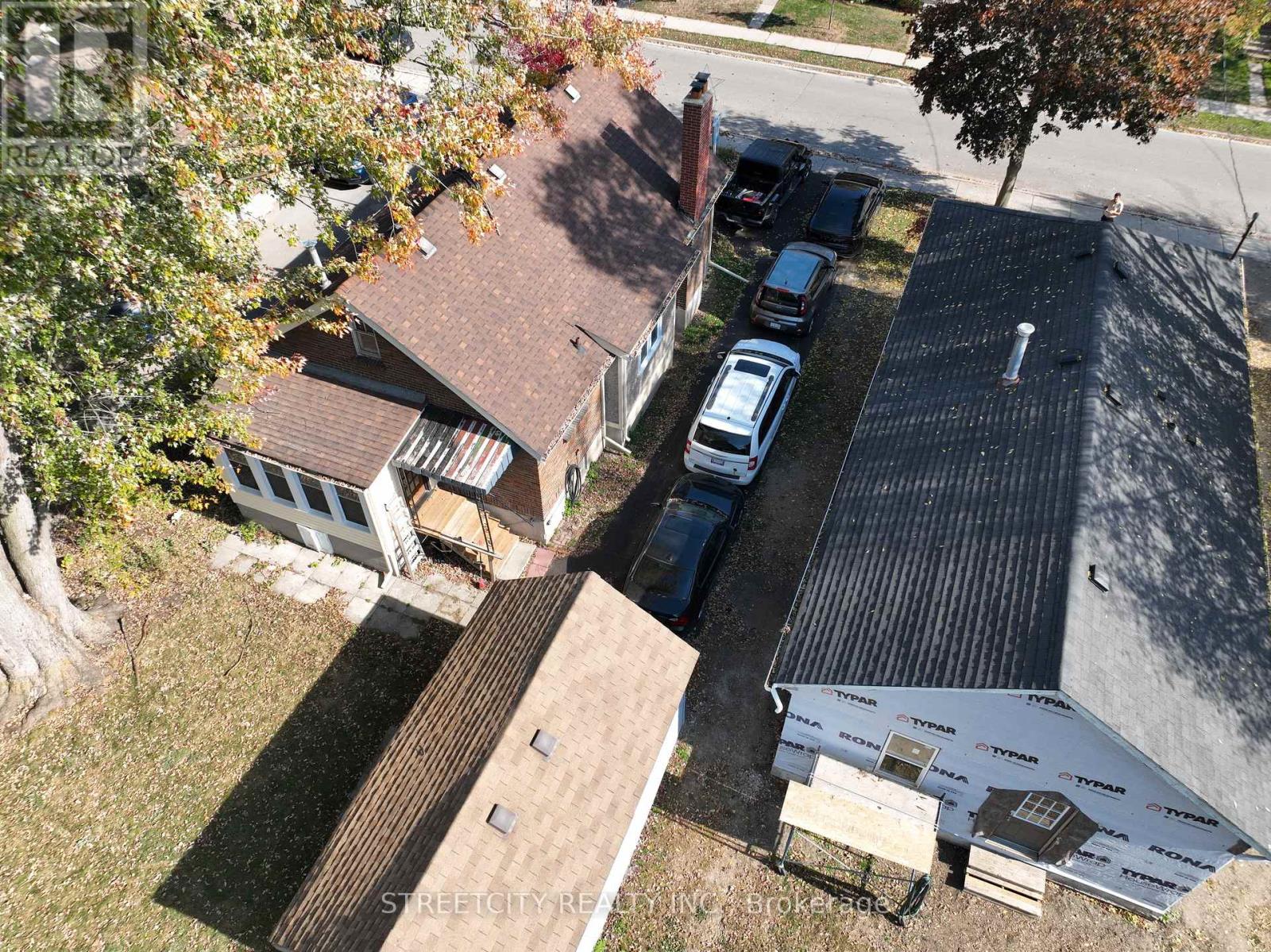 437 Charlotte Street, London East, Ontario  N5W 4A5 - Photo 5 - X12348790
