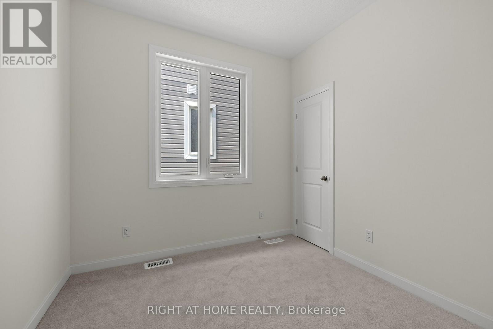 9 Golf Links Drive, Loyalist, Ontario  K0H 1G0 - Photo 13 - X12470423