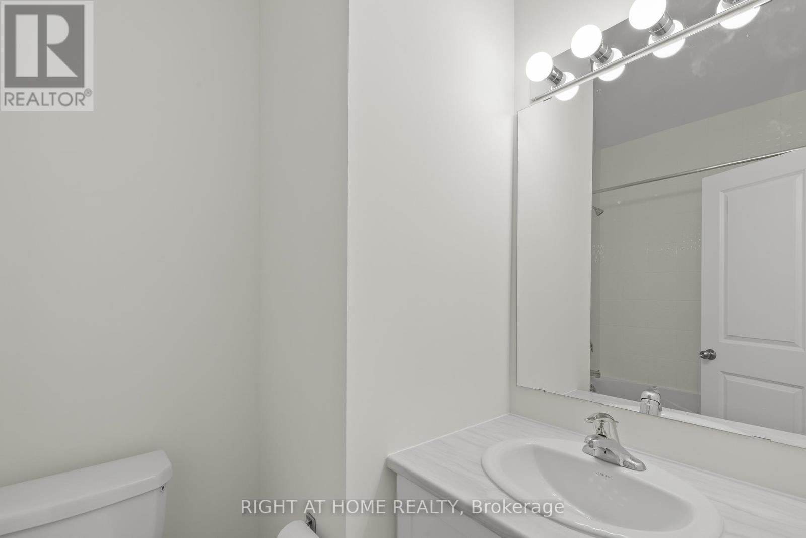 9 Golf Links Drive, Loyalist, Ontario  K0H 1G0 - Photo 15 - X12470423