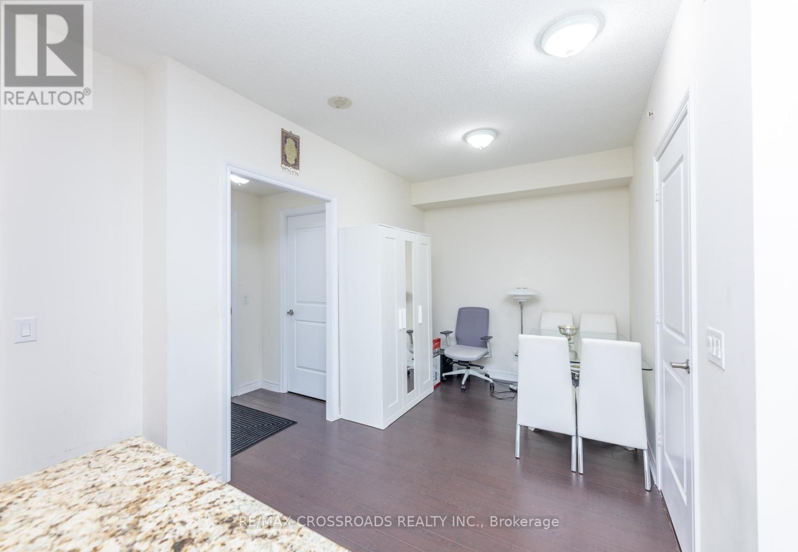 410 - 9255 Jane Street, Vaughan, Ontario  L6A 0J7 - Photo 8 - N12468234
