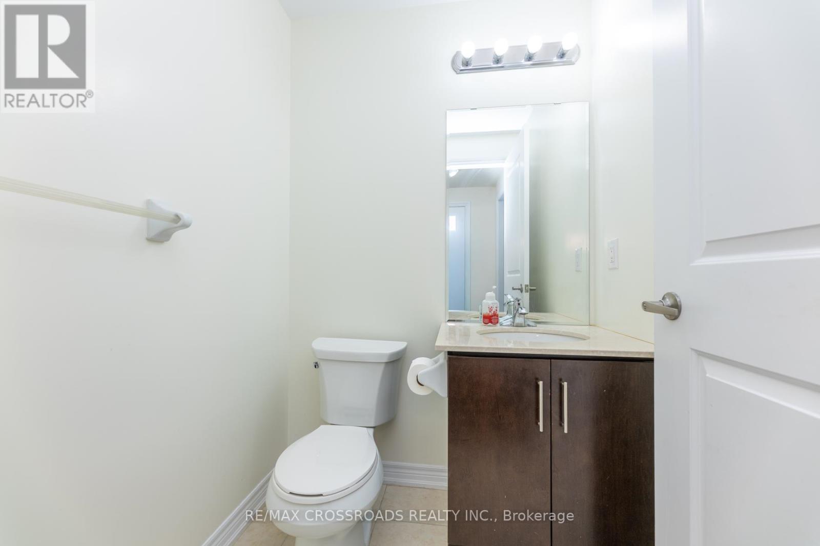 410 - 9255 Jane Street, Vaughan, Ontario  L6A 0J7 - Photo 9 - N12468234
