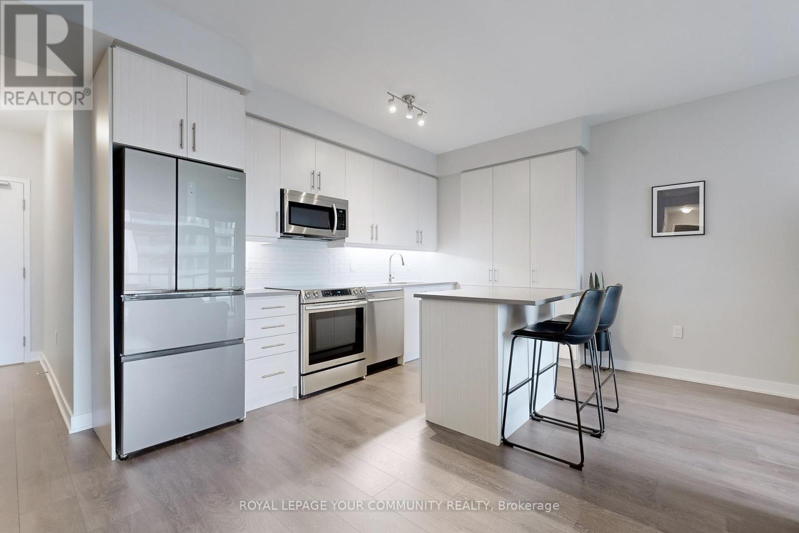 601 - 75 Oneida Crescent, Richmond Hill, Ontario  L4B 0H3 - Photo 16 - N12470431