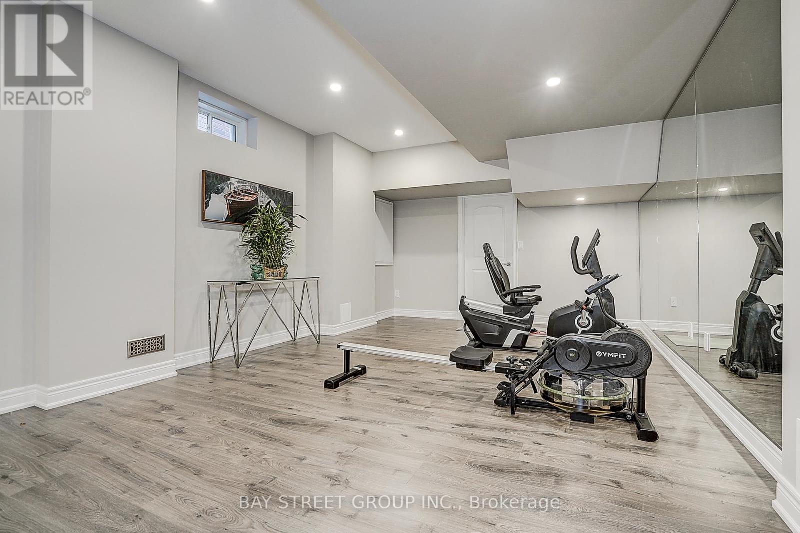 48 Red Giant Street W, Richmond Hill, Ontario  L4C 4Y4 - Photo 39 - N12470432