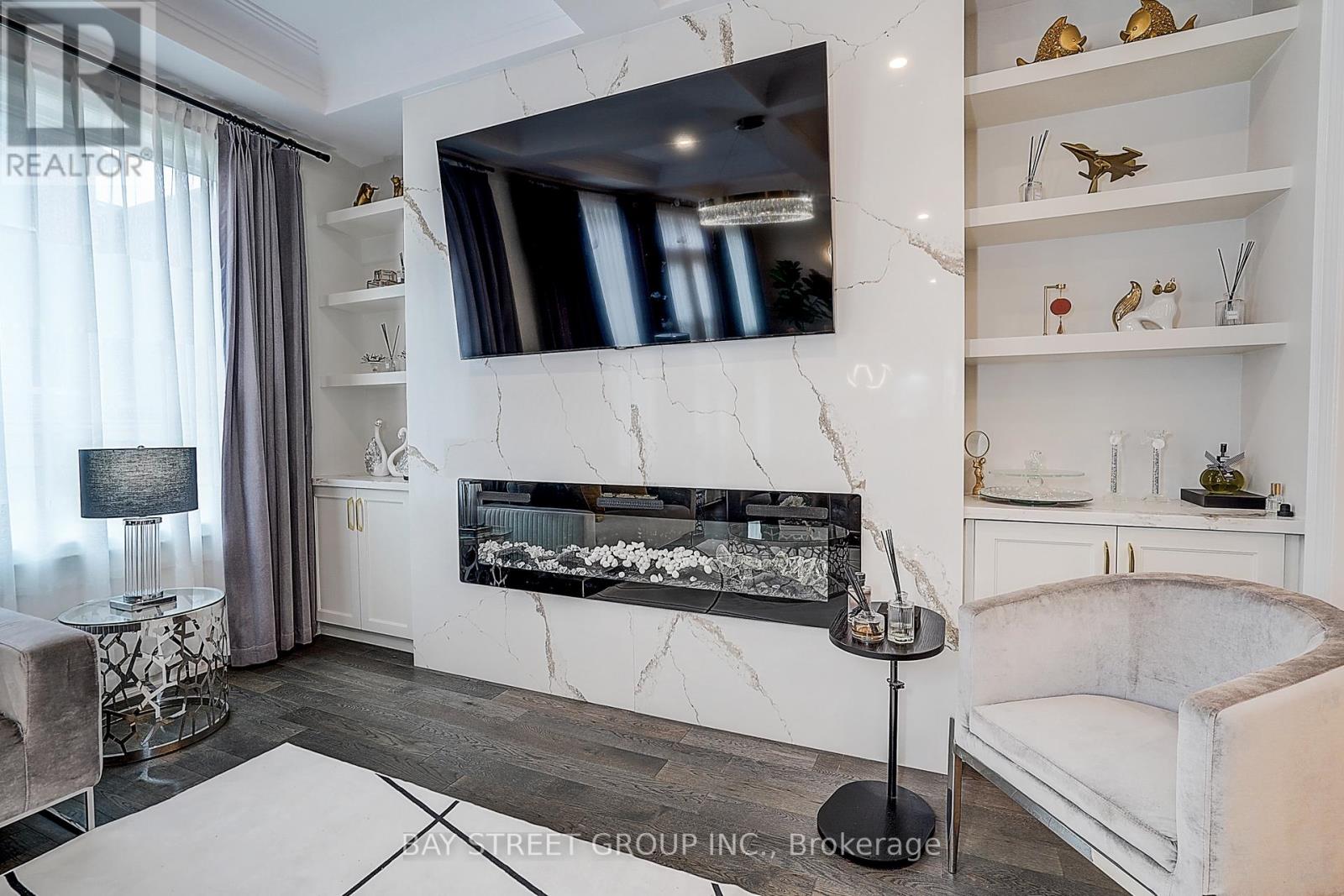48 Red Giant Street W, Richmond Hill, Ontario  L4C 4Y4 - Photo 8 - N12470432