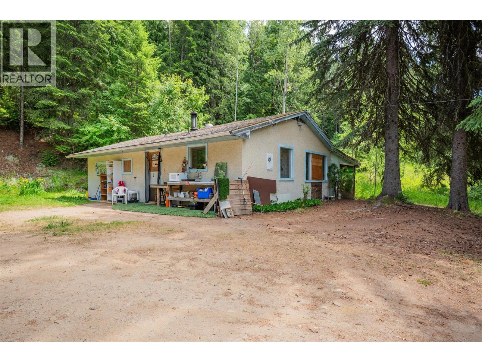 1764 Green Road, Fruitvale, British Columbia  V0G 1L0 - Photo 37 - 10366065