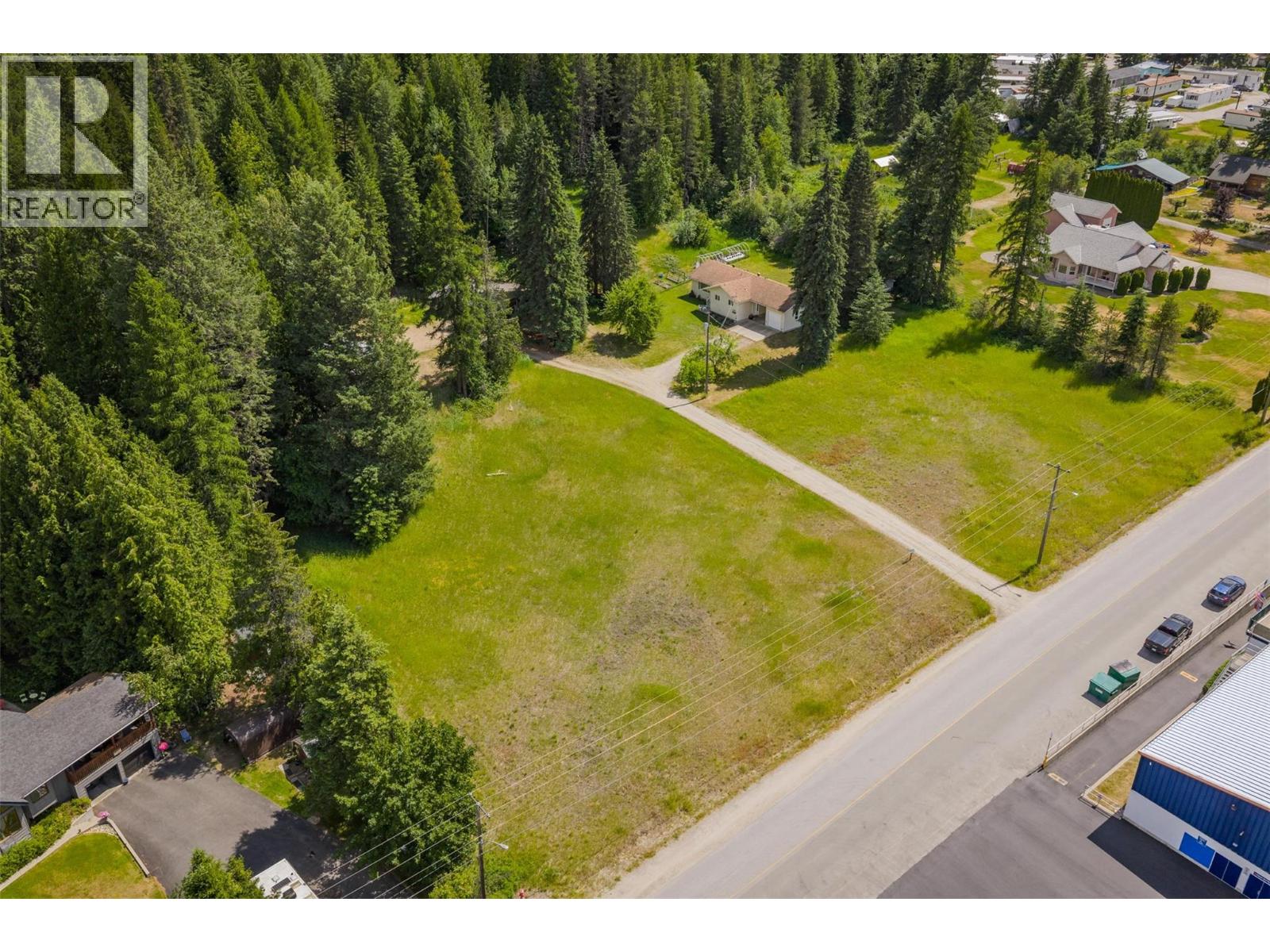 1764 Green Road, Fruitvale, British Columbia  V0G 1L0 - Photo 42 - 10366065