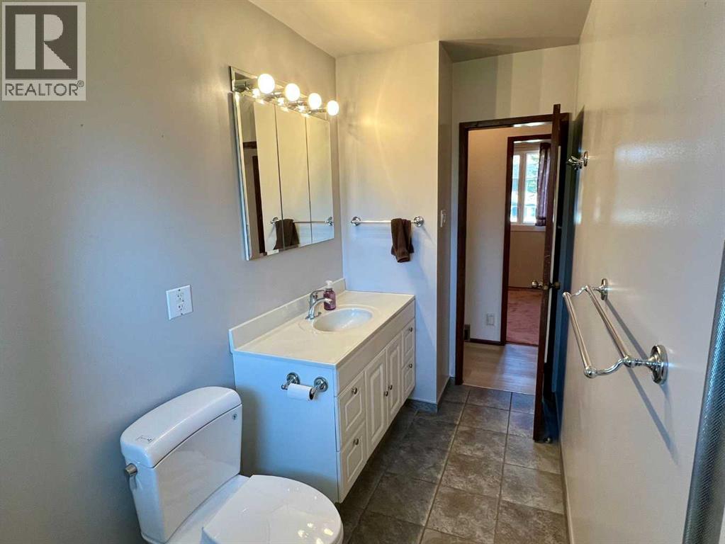342 Canyon Crescent, Pincher Creek, Alberta  T0K 1H0 - Photo 12 - A2265520