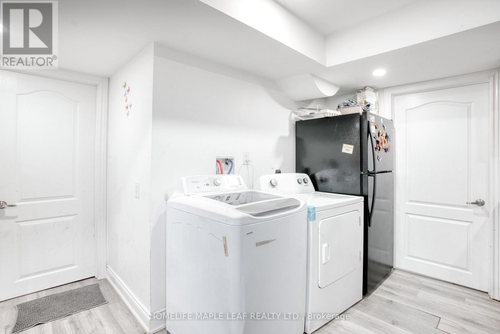 34 Lormel Gate, Brampton, Ontario  L7A 2K5 - Photo 11 - W12470433