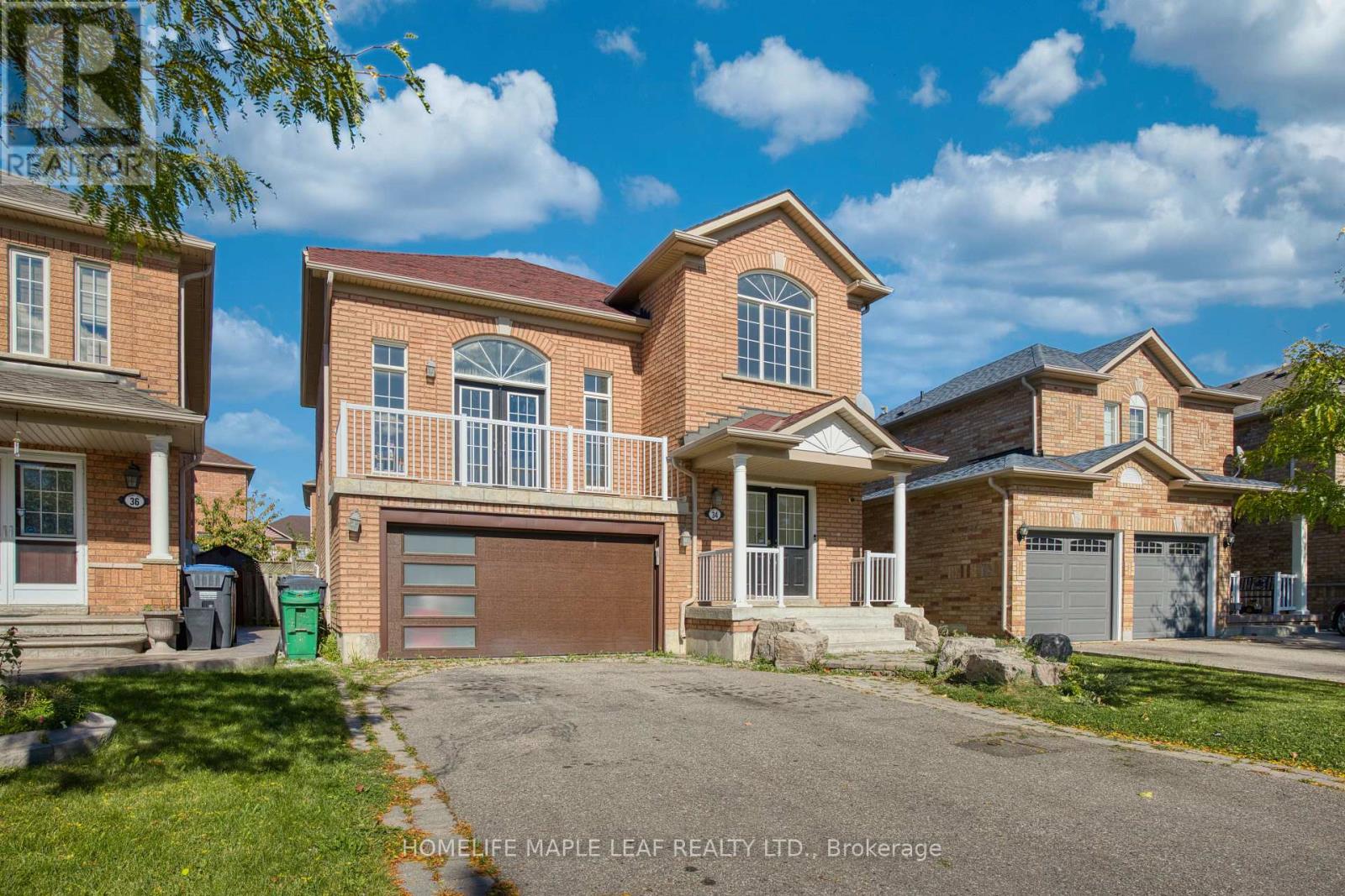 34 Lormel Gate, Brampton, Ontario  L7A 2K5 - Photo 2 - W12470433