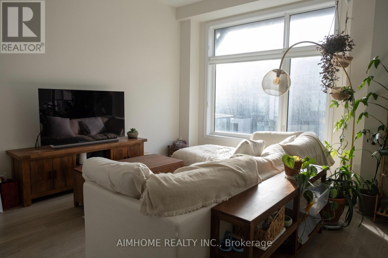 26 CARRVILLE WOODS CIRCLE, Vaughan, Ontario