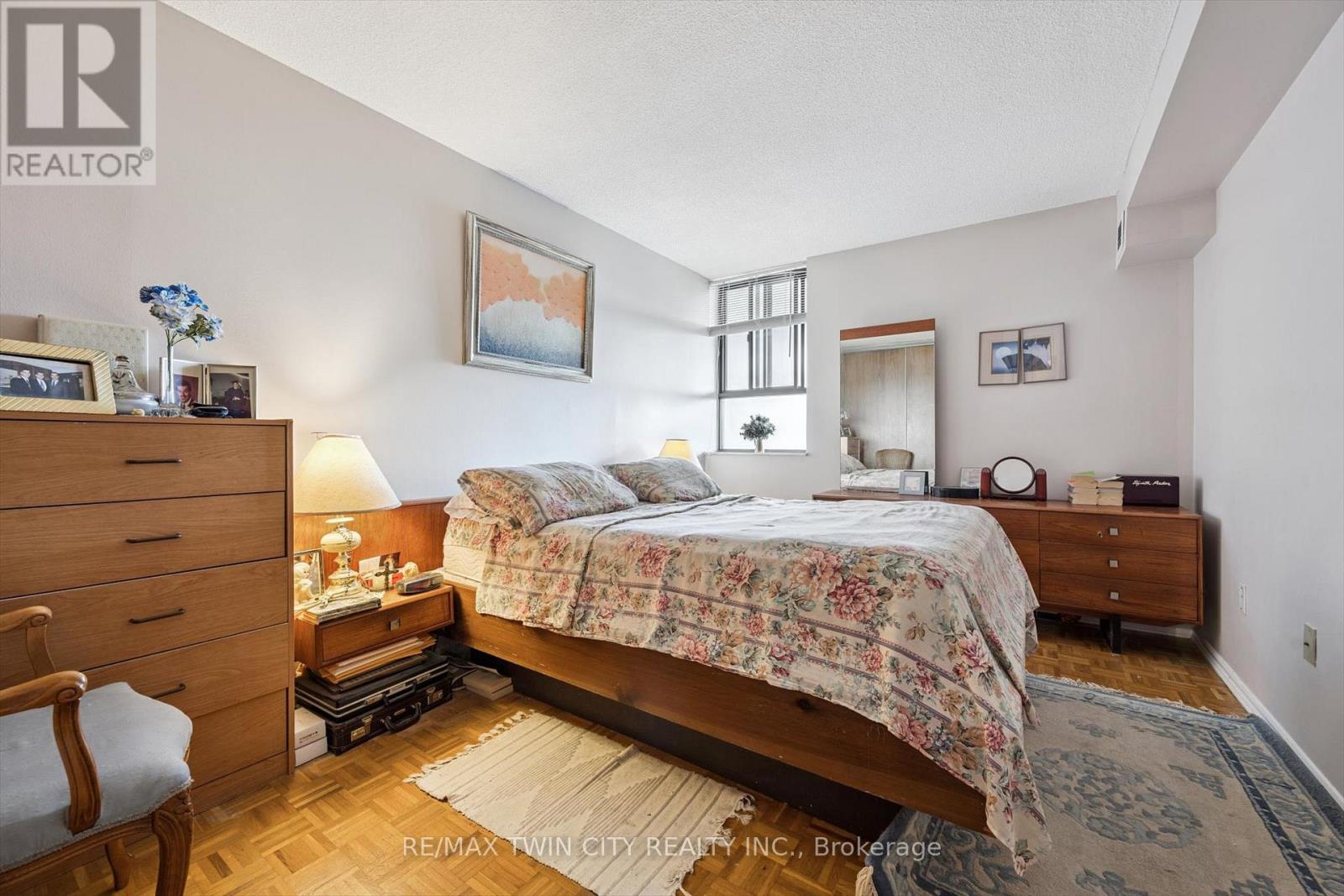 704 - 4 Lisa Street, Brampton, Ontario  L6T 4B6 - Photo 12 - W12470455