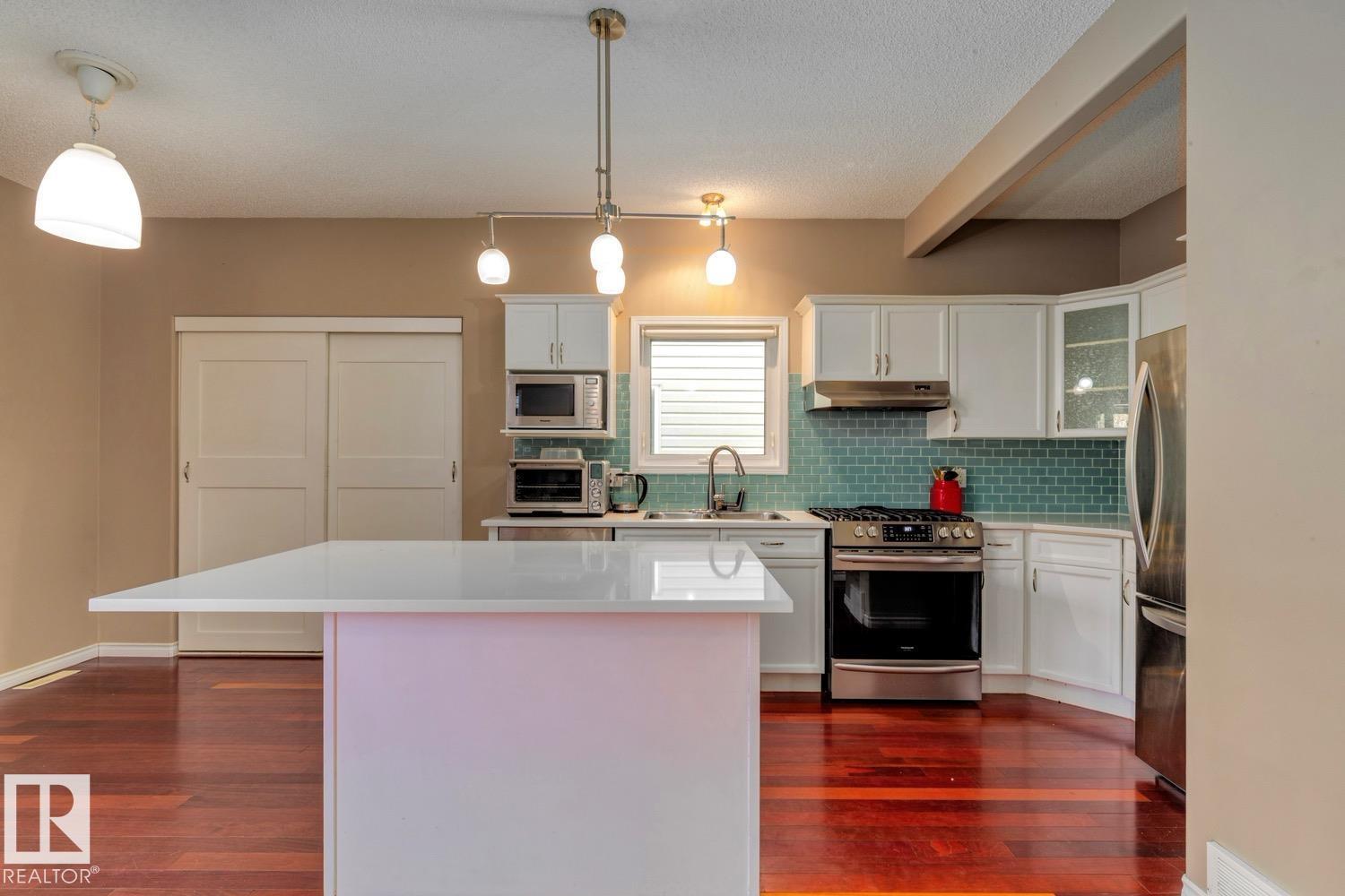 9923 88 St Nw, Edmonton, Alberta  T5H 4N1 - Photo 12 - E4462711