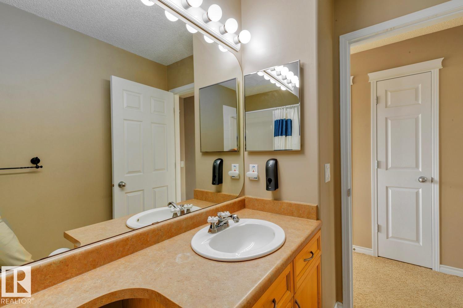 9923 88 St Nw, Edmonton, Alberta  T5H 4N1 - Photo 24 - E4462711