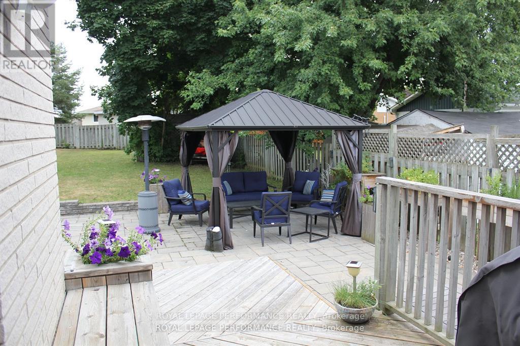 1809 Alguire Street, Cornwall, Ontario  K6J 5E7 - Photo 34 - X12470458