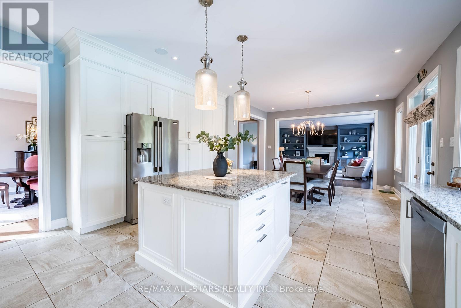 35 Somer Rumm Court, Whitchurch-Stouffville, Ontario  L4A 1X8 - Photo 19 - N12462258