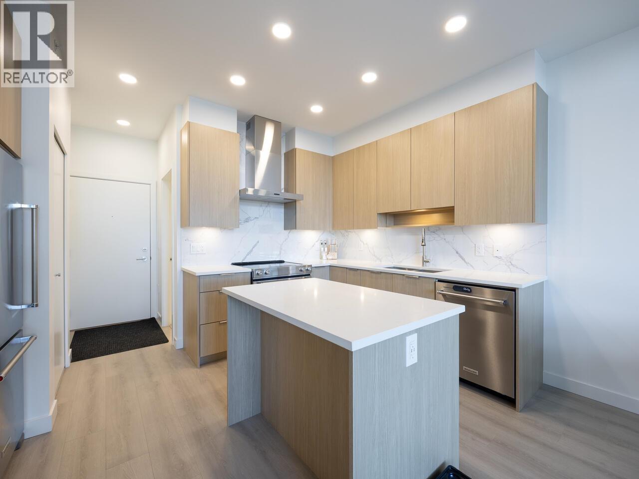 406 7799 17th Street, Burnaby, British Columbia  V3N 0J5 - Photo 8 - R3059076