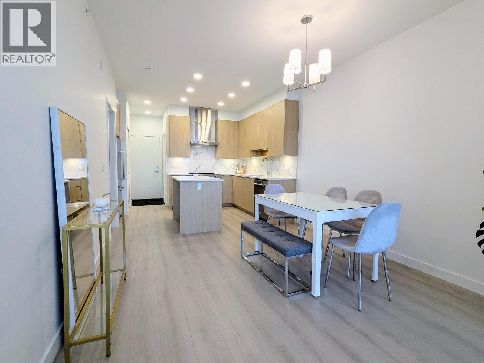 406 7799 17th Street, Burnaby, British Columbia  V3N 0J5 - Photo 4 - R3059076