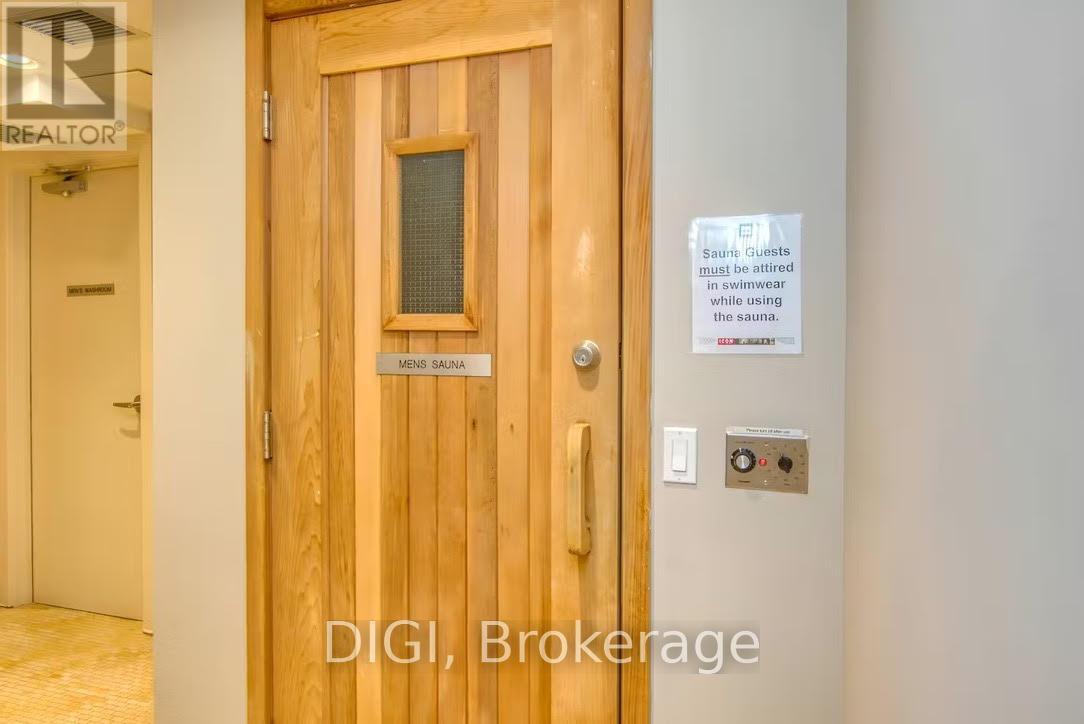 1107 - 825 Church Street, Toronto, Ontario  M4W 3Z4 - Photo 17 - C12470462