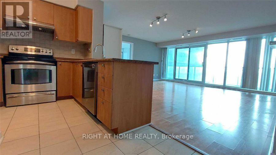 1102 - 5508 Yonge Street, Toronto, Ontario  M2N 7L2 - Photo 2 - C12470467