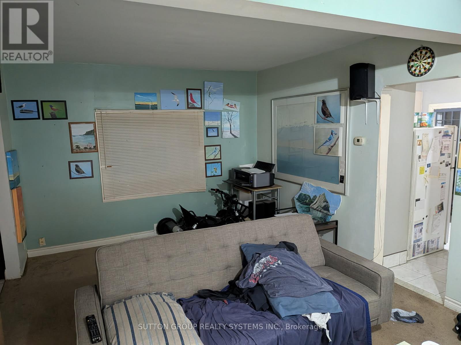 58 Newport Avenue N, Toronto, Ontario  M1L 1J1 - Photo 3 - E12470460