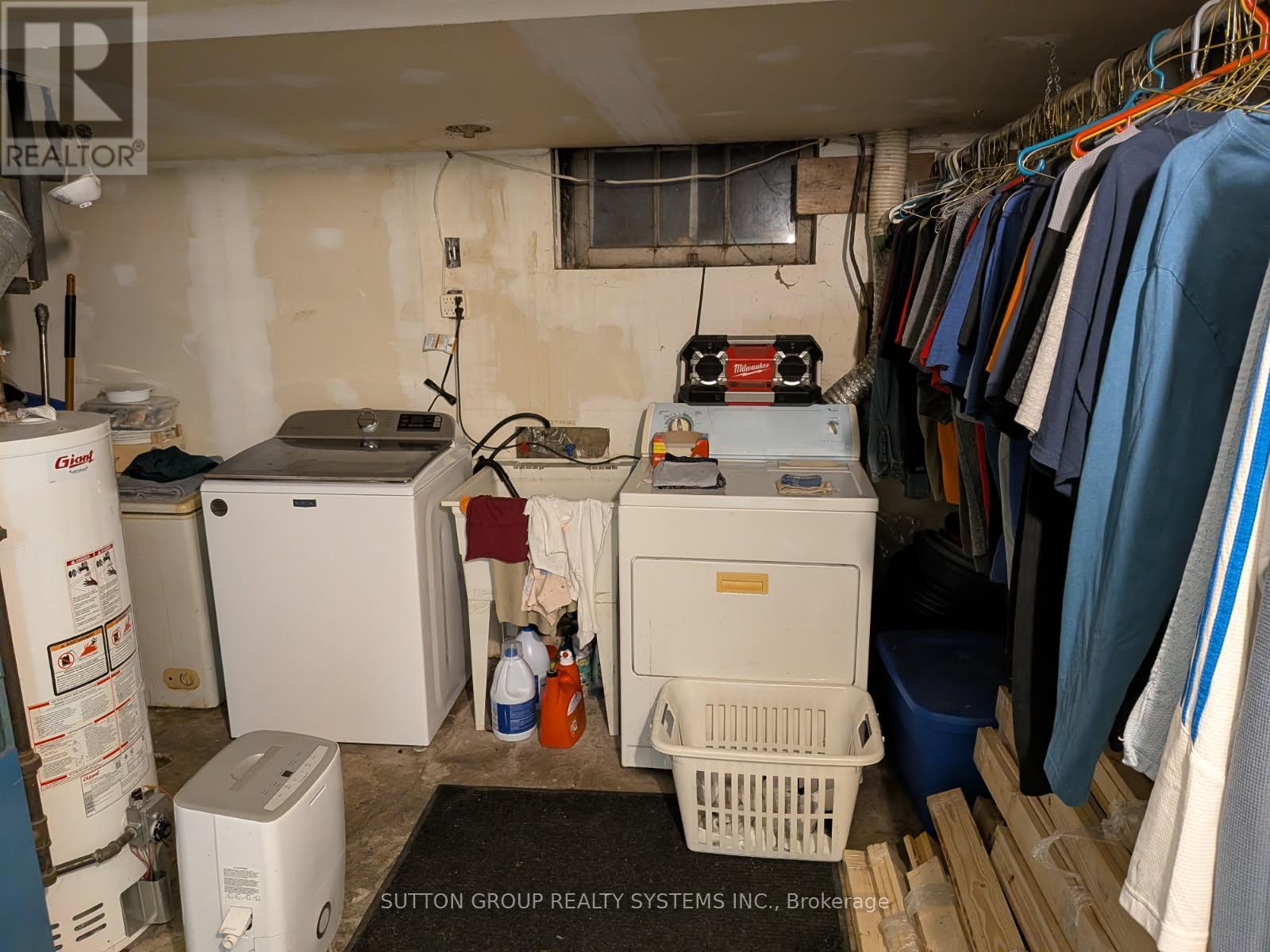 58 Newport Avenue N, Toronto, Ontario  M1L 1J1 - Photo 8 - E12470460