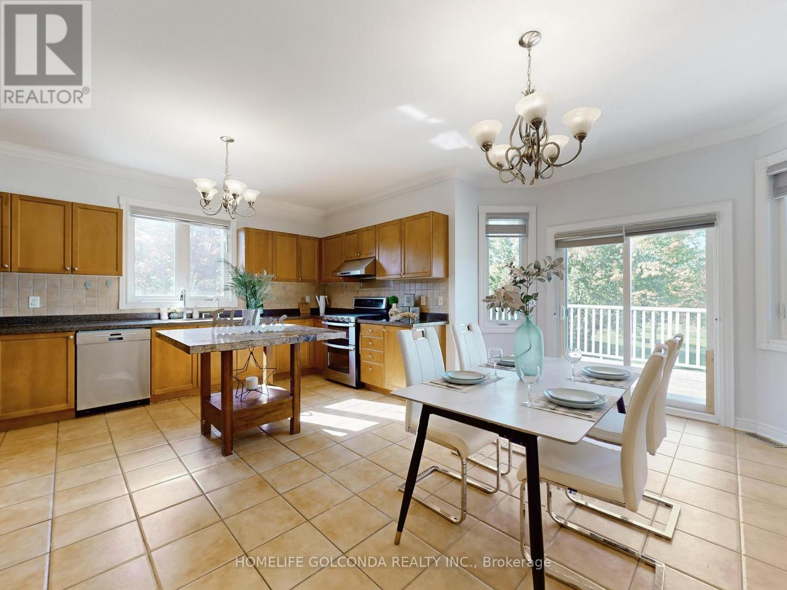4 Deer Ridge Road, Uxbridge, Ontario  L0C 1A0 - Photo 13 - N12470473