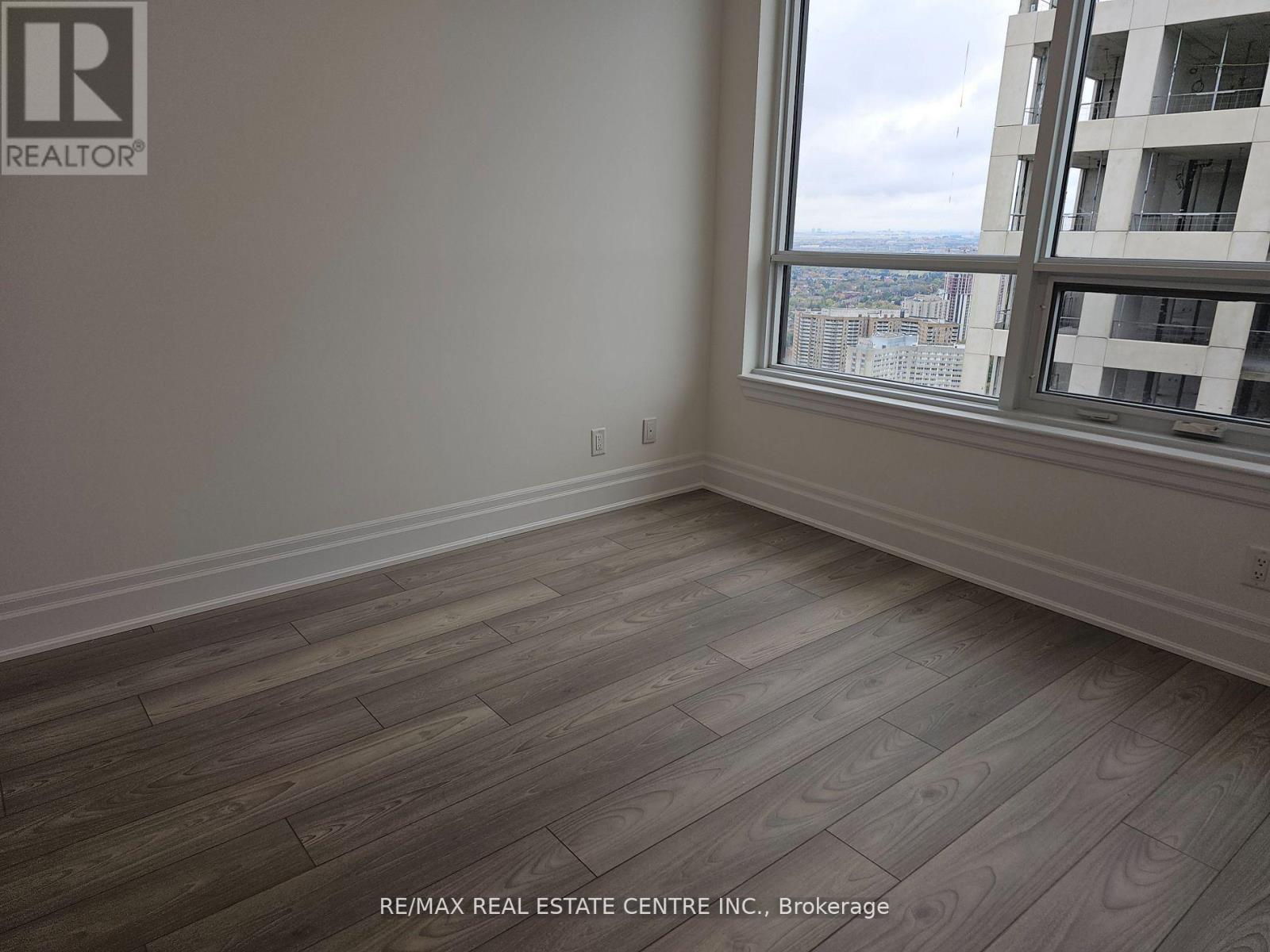 3703 - 36 Elm Drive, Mississauga, Ontario  L5B 1L9 - Photo 15 - W12470471