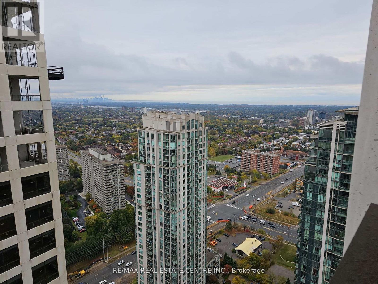 3703 - 36 Elm Drive, Mississauga, Ontario  L5B 1L9 - Photo 19 - W12470471
