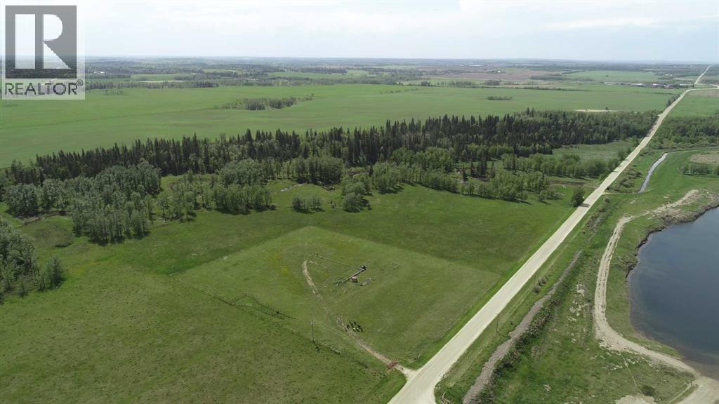 424 Township Road, Rural Ponoka County, Alberta  T4J 1R3 - Photo 1 - A2264445
