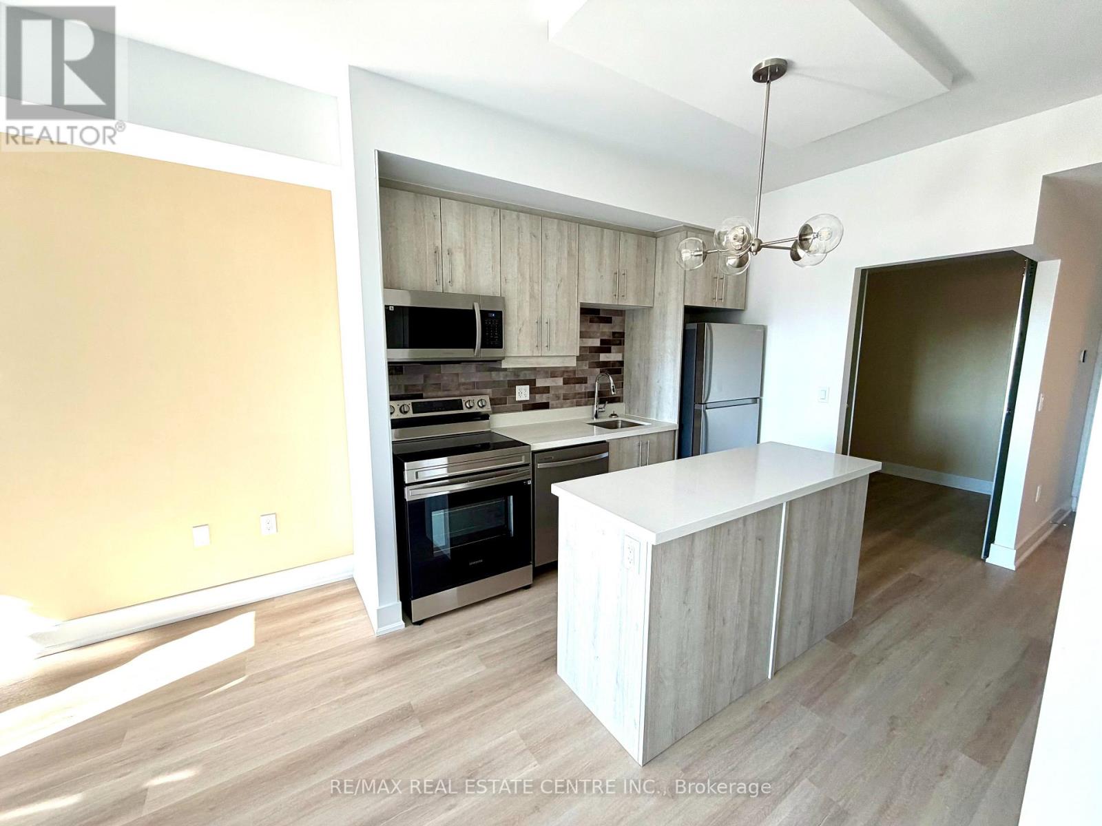 613 - 575 Conklin Road, Brantford, Ontario  N3T 0Y2 - Photo 4 - X12470463