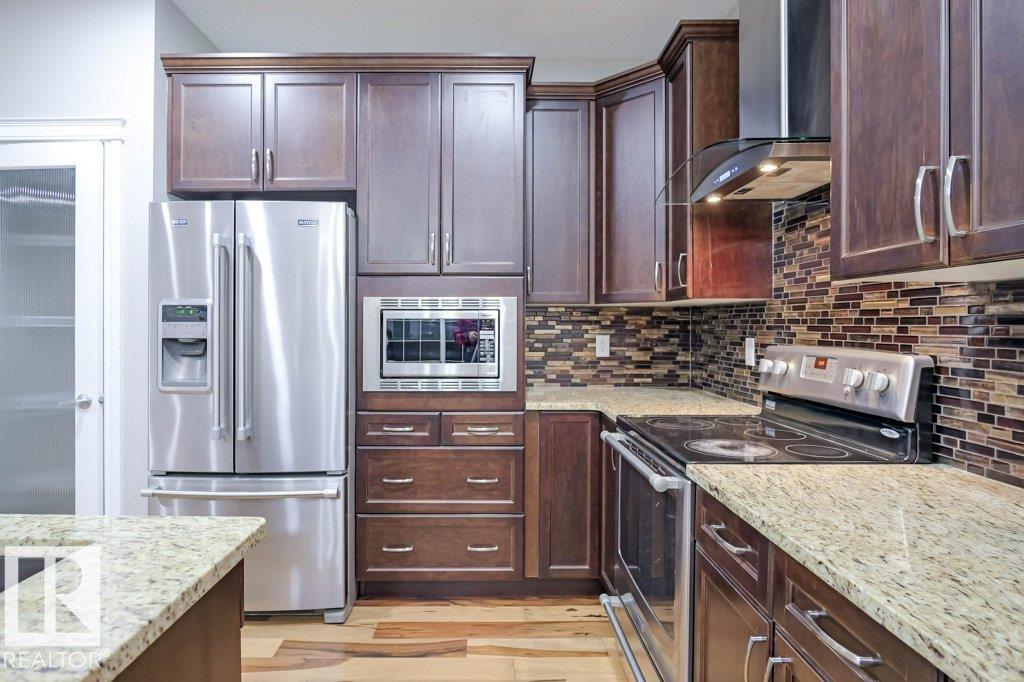 7913 Erasmus Cr Nw, Edmonton, Alberta  T6M 0S3 - Photo 15 - E4462712
