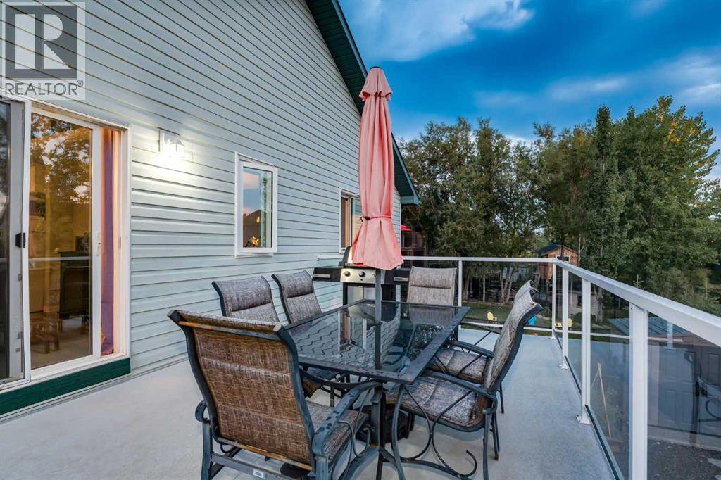 138 West Creek Springs, Chestermere, Alberta  T1X 1N8 - Photo 34 - A2264617