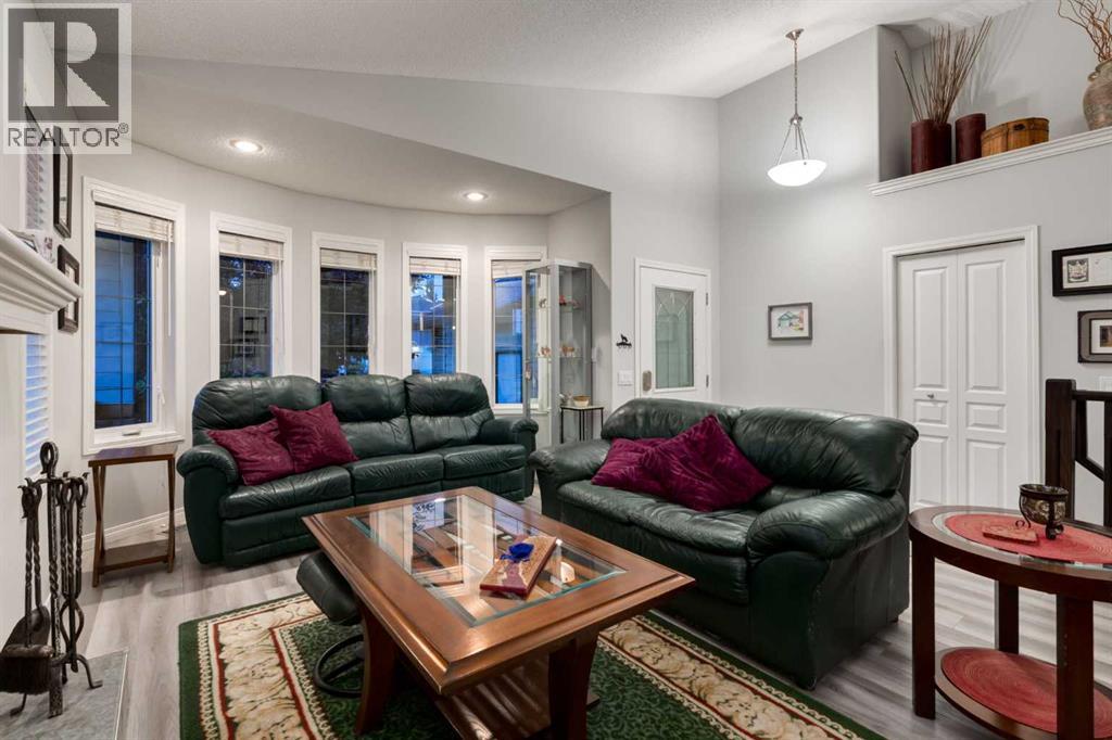 138 West Creek Springs, Chestermere, Alberta  T1X 1N8 - Photo 9 - A2264617