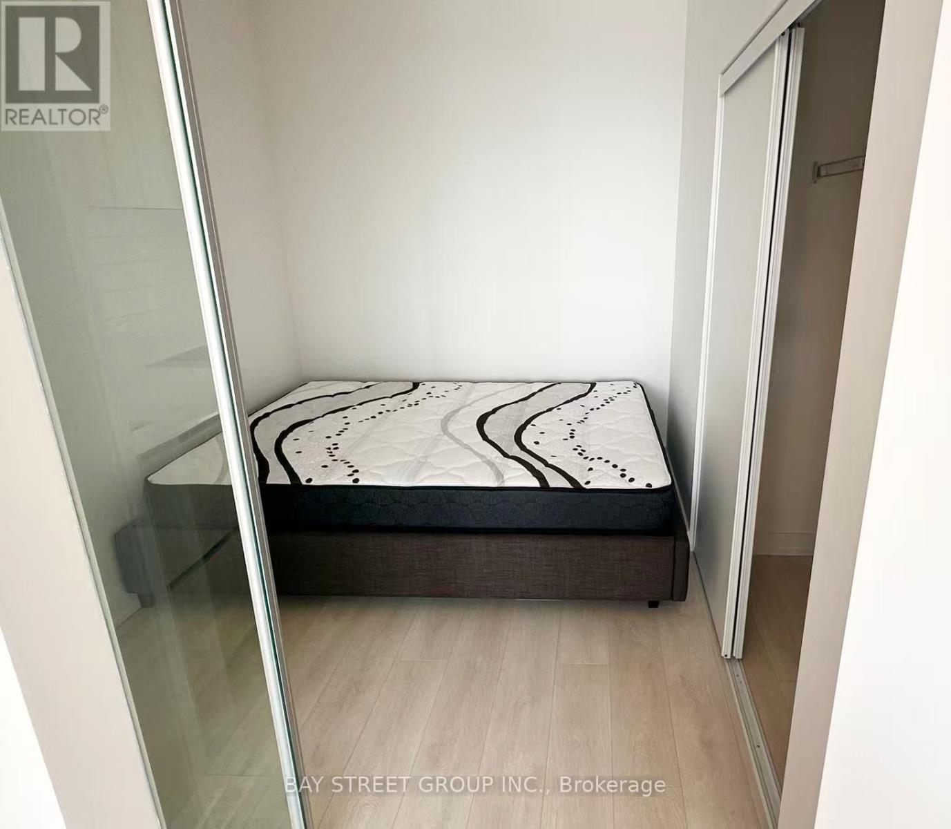 2513 - 127 Broadway Avenue, Toronto, Ontario  M4P 1V4 - Photo 18 - C12460964