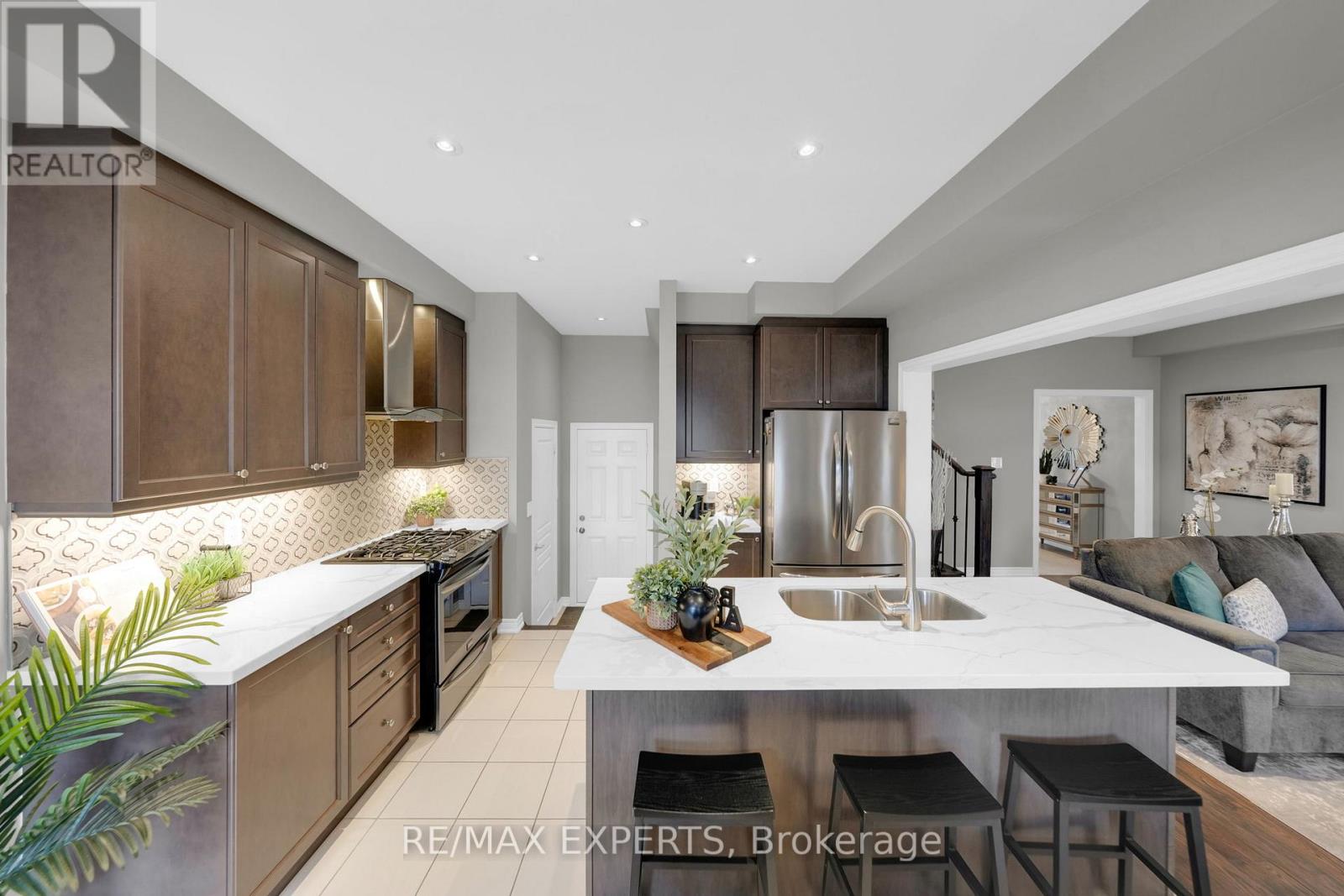 68 Sydie Lane, New Tecumseth, Ontario  L0G 1W0 - Photo 19 - N12470487