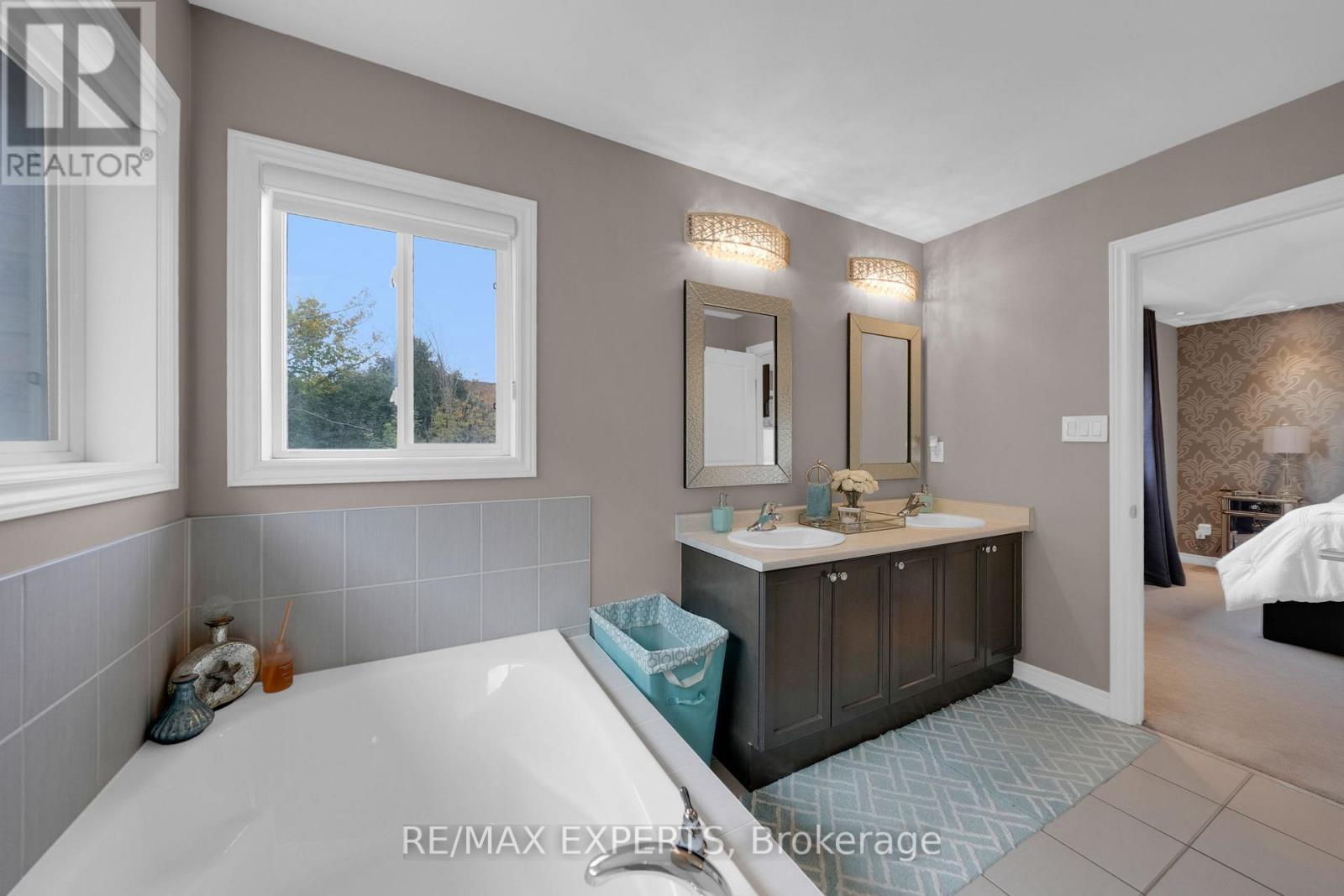 68 Sydie Lane, New Tecumseth, Ontario  L0G 1W0 - Photo 26 - N12470487
