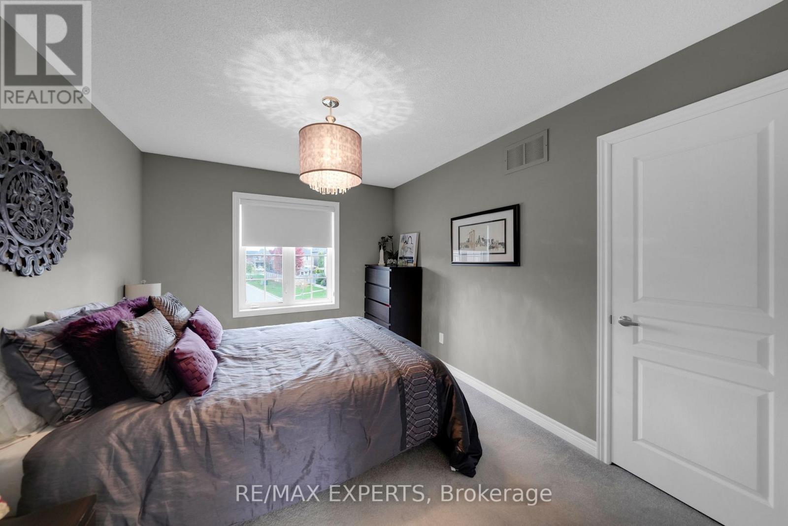 68 Sydie Lane, New Tecumseth, Ontario  L0G 1W0 - Photo 31 - N12470487