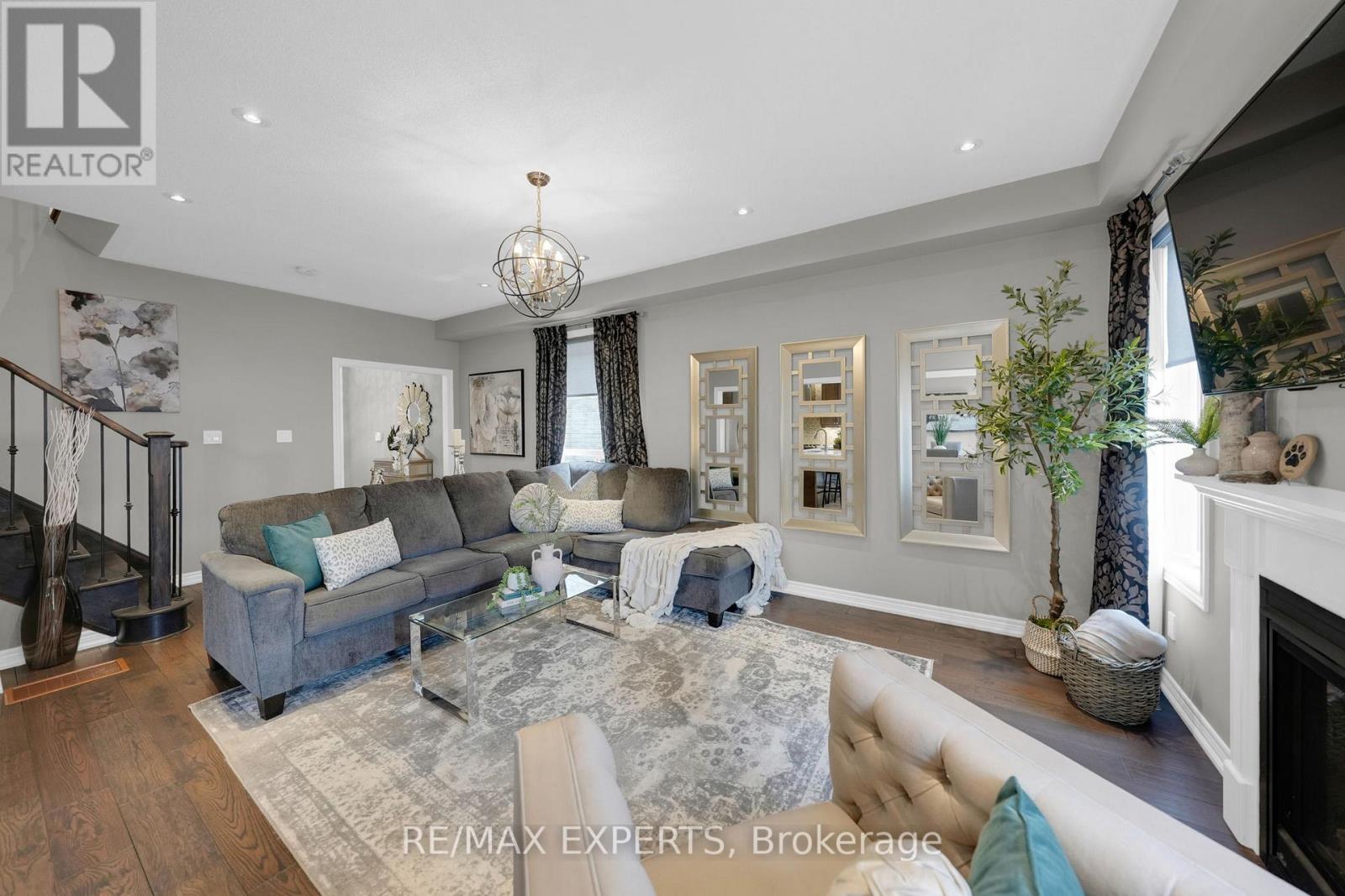 68 Sydie Lane, New Tecumseth, Ontario  L0G 1W0 - Photo 8 - N12470487