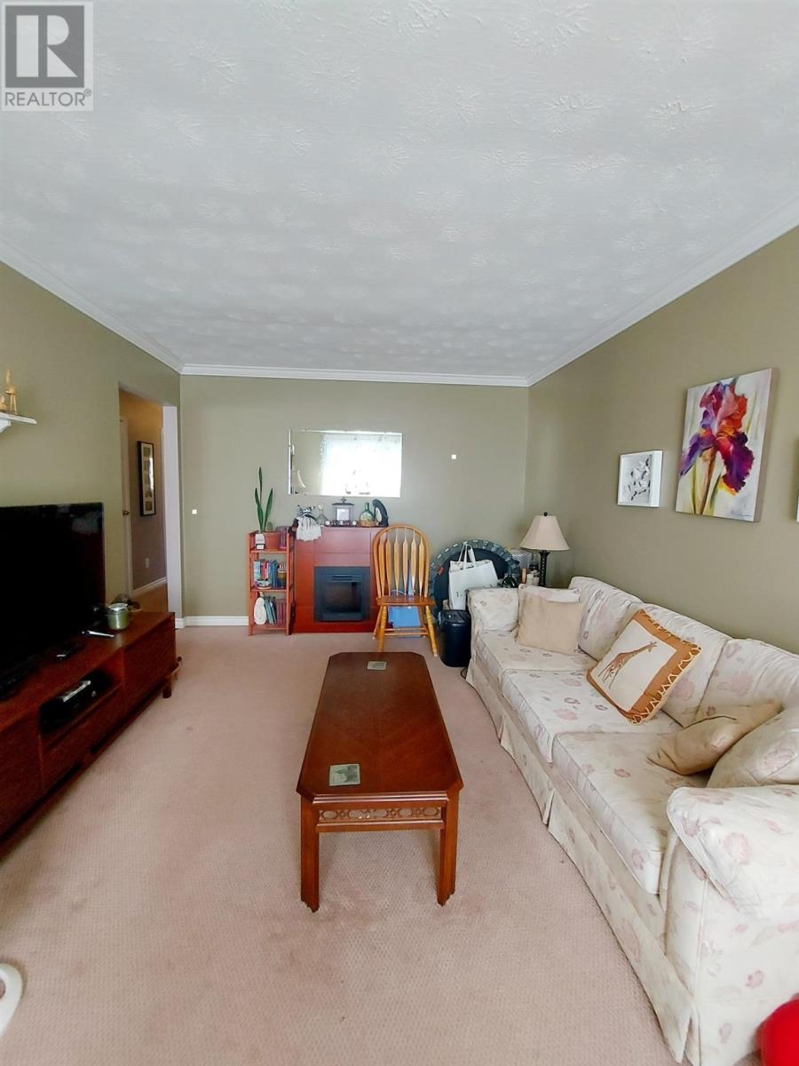 27 Canberra Cres, Elliot Lake, Ontario  P5A 2M5 - Photo 11 - SM252955