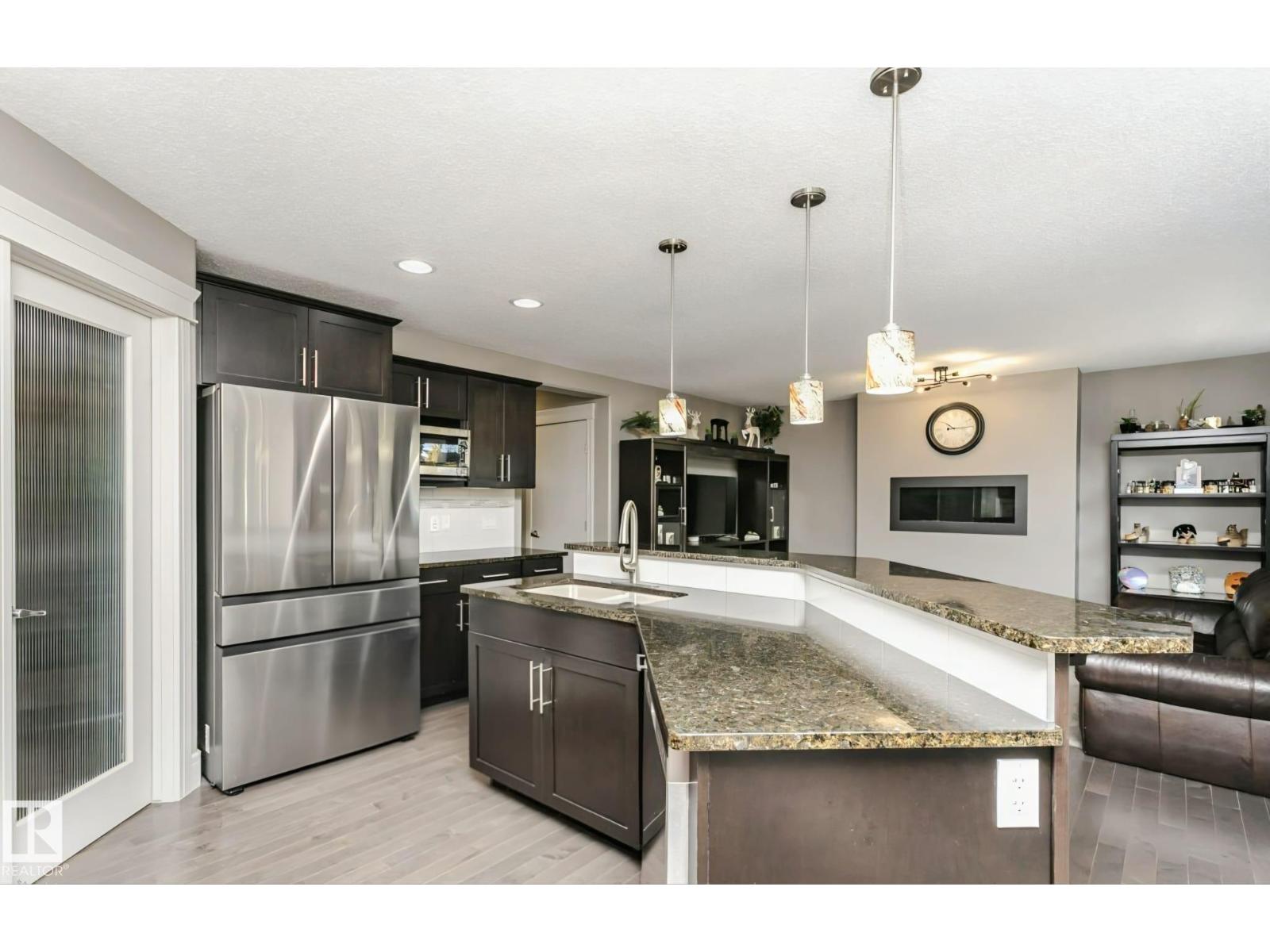655 178 St Sw Sw, Edmonton, Alberta  T6W 2L6 - Photo 15 - E4462713