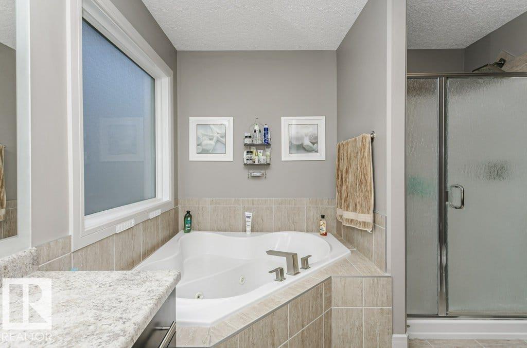 655 178 St Sw Sw, Edmonton, Alberta  T6W 2L6 - Photo 37 - E4462713