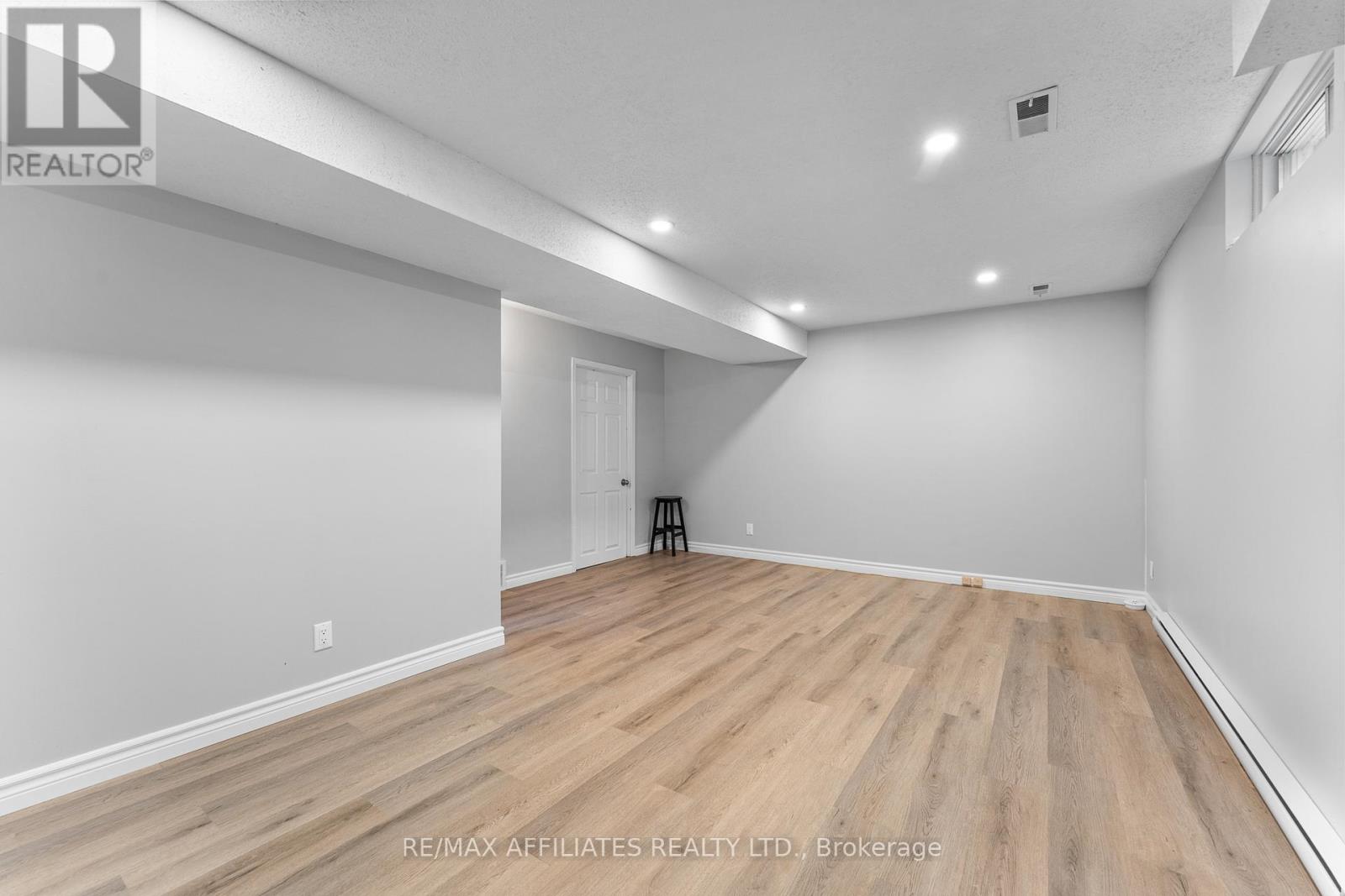 2 Tedwyn Drive, Ottawa, Ontario  K2J 1T8 - Photo 31 - X12470496