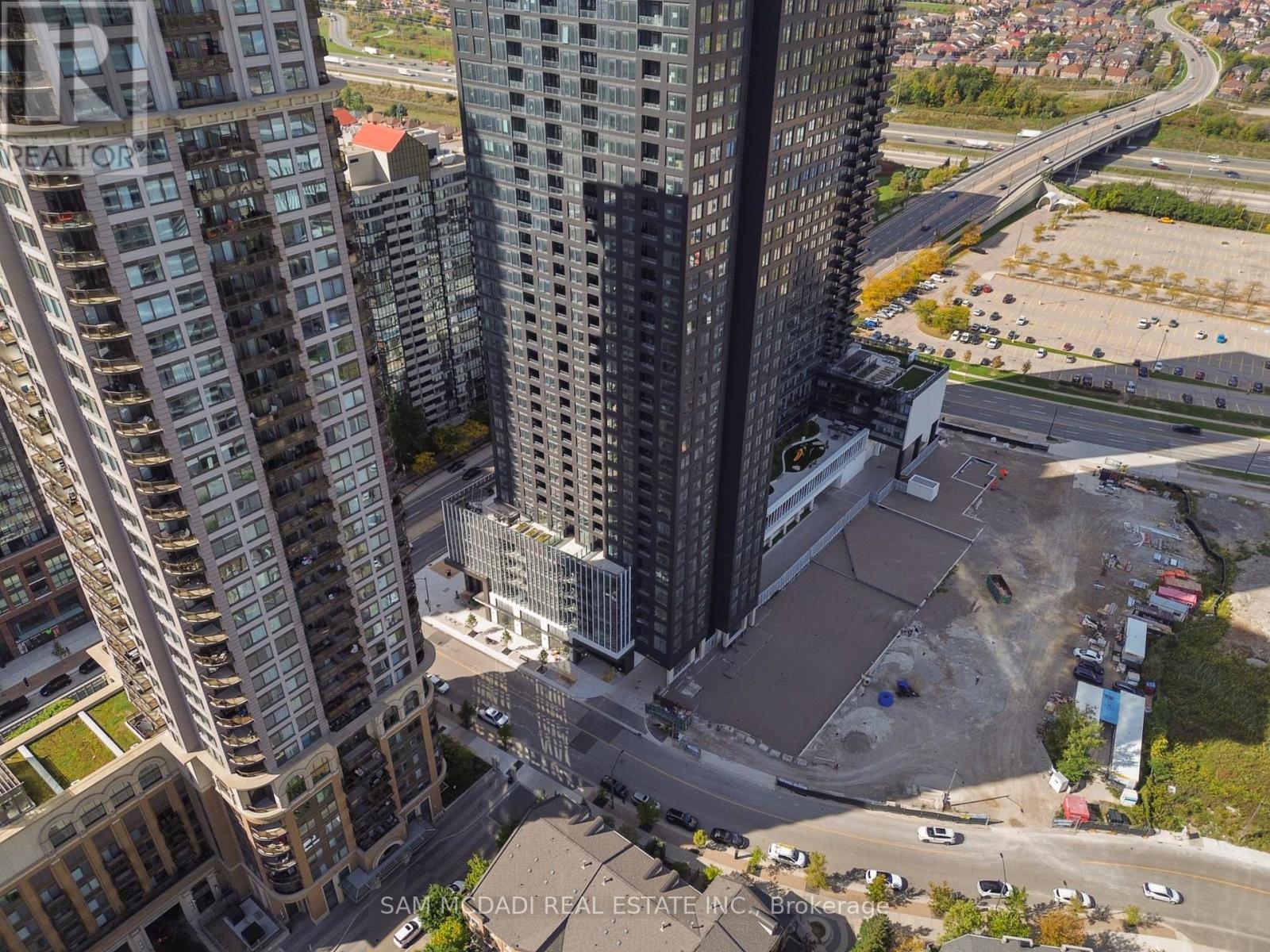3104 - 395 Square One Drive, Mississauga, Ontario  L5B 0P6 - Photo 20 - W12467214