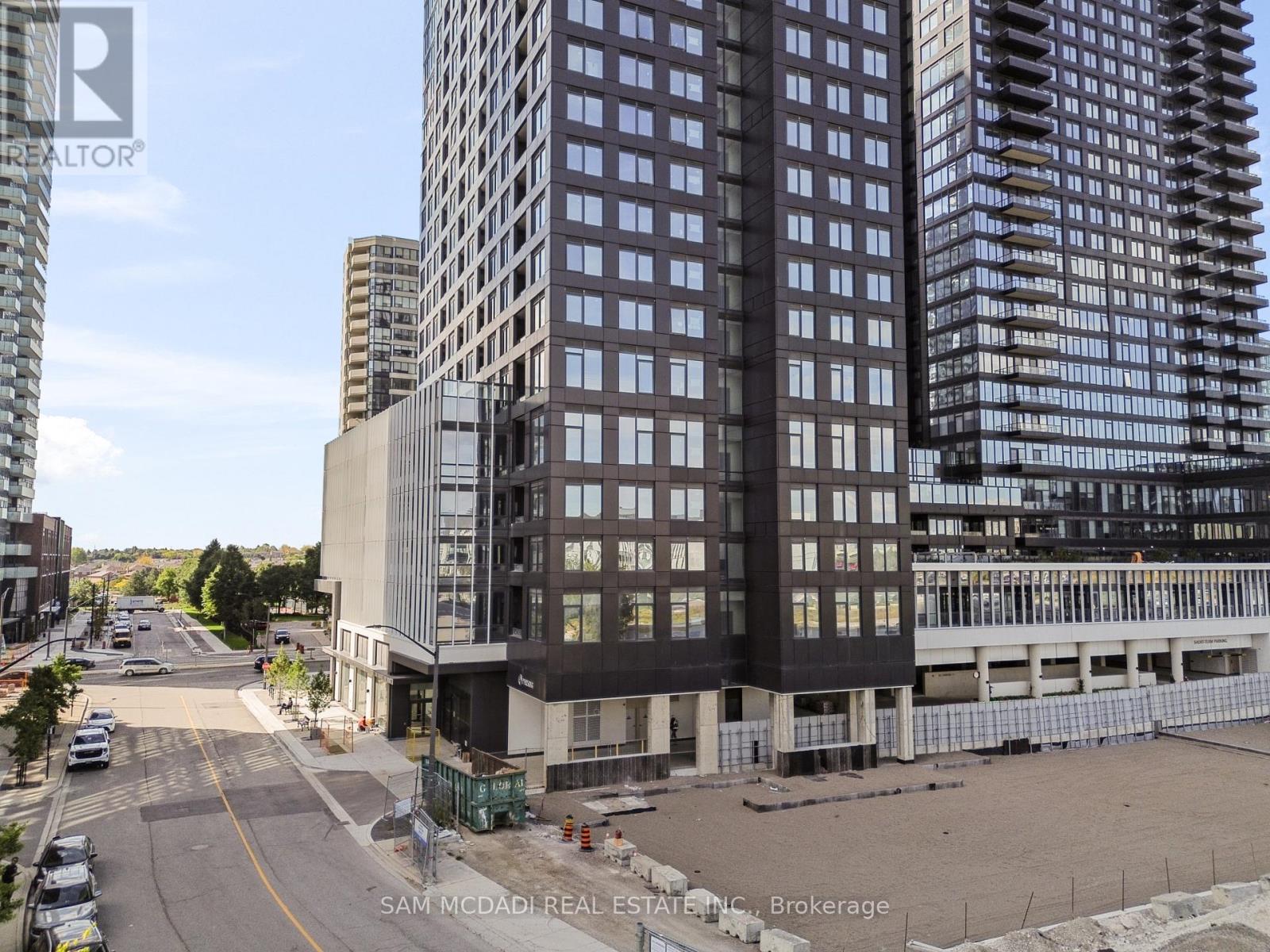 3104 - 395 Square One Drive, Mississauga, Ontario  L5B 0P6 - Photo 14 - W12467214
