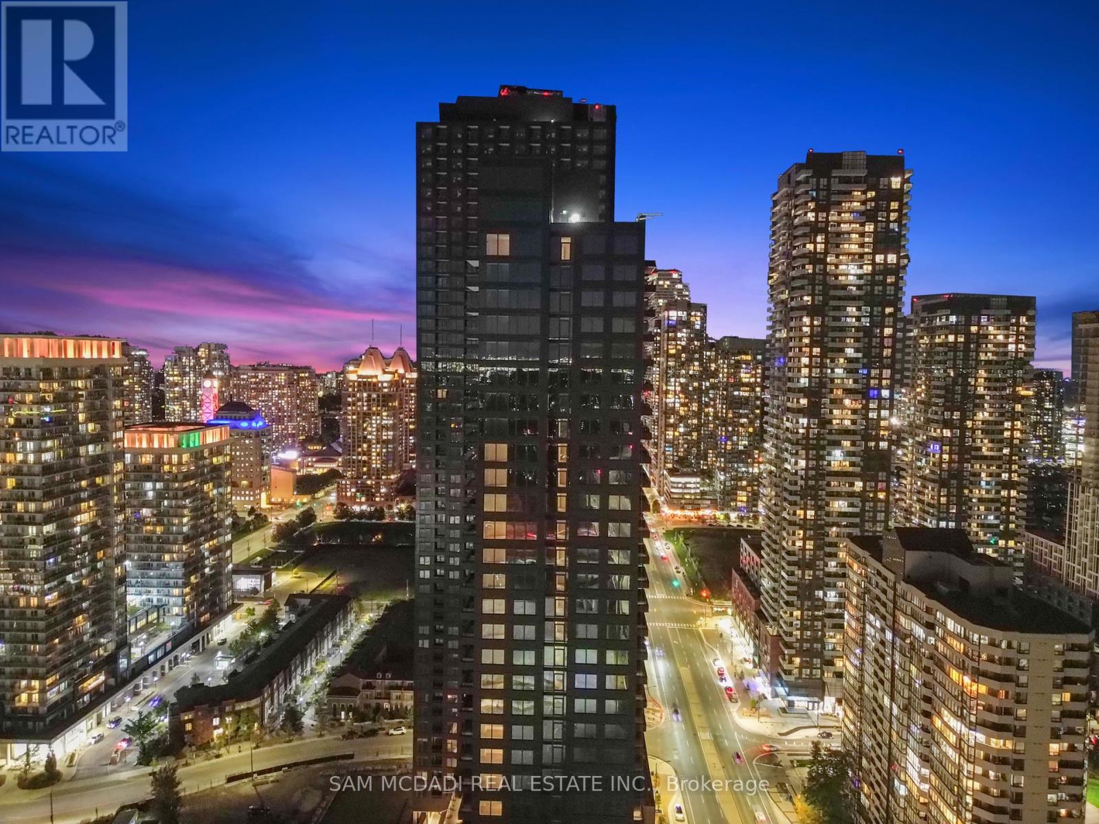 3104 - 395 Square One Drive, Mississauga, Ontario  L5B 0P6 - Photo 3 - W12467214