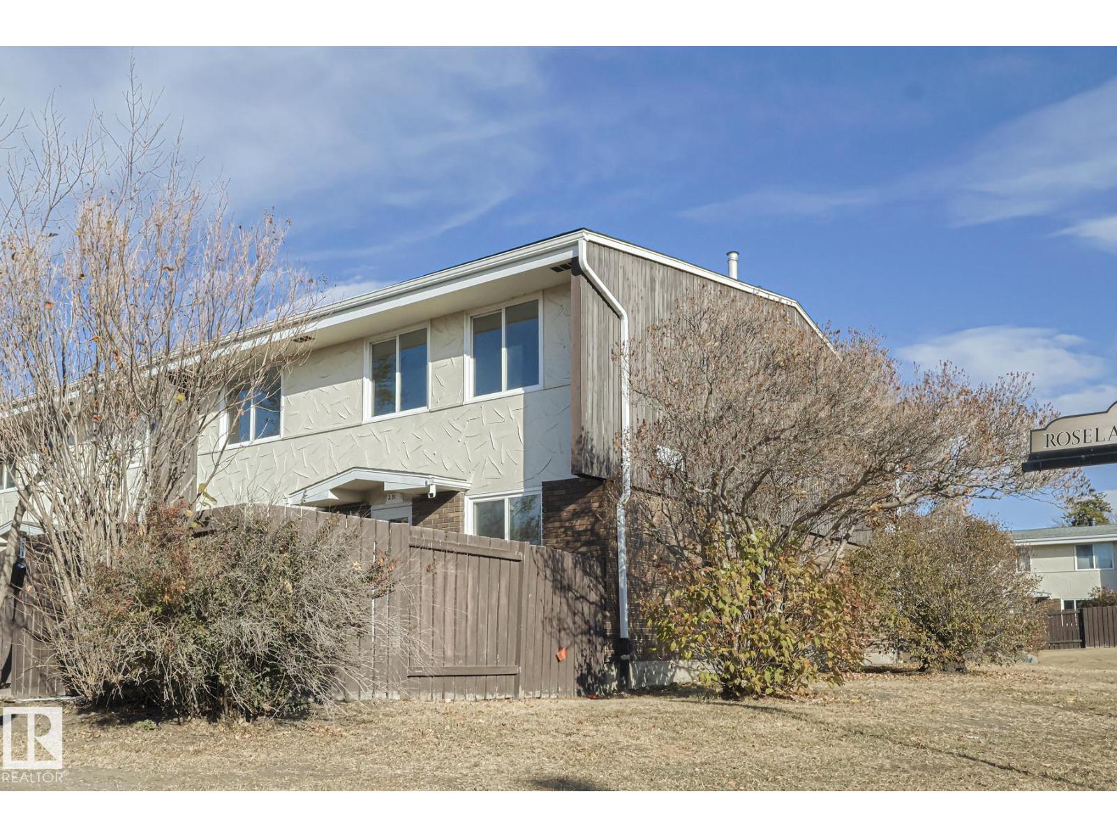 231 ROSELAND VG NW, Edmonton, Alberta