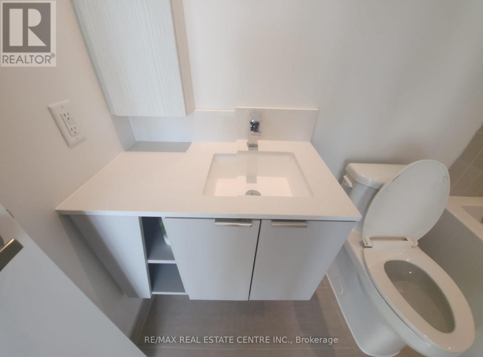 4601 - 3883 Quartz Drive, Mississauga, Ontario  L5B 0M4 - Photo 18 - W12467178