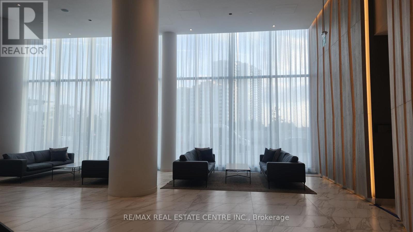 4601 - 3883 Quartz Drive, Mississauga, Ontario  L5B 0M4 - Photo 5 - W12467178