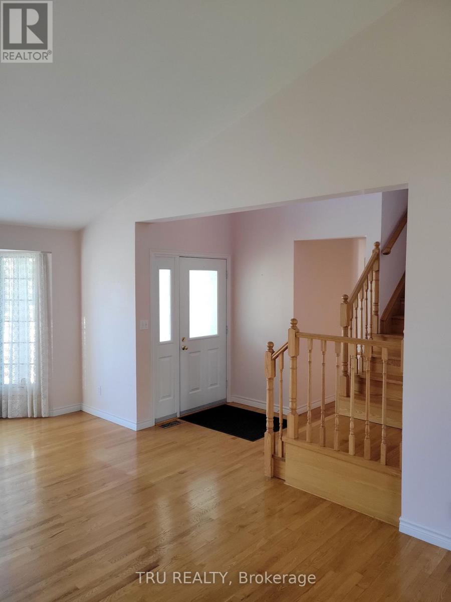 15 George Avenue, Perth, Ontario  K7H 2Y7 - Photo 5 - X12432532