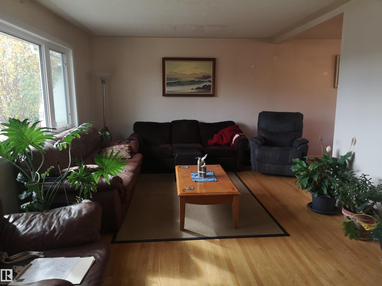 8032 70 Av Nw, Edmonton, Alberta  T6C 0A5 - Photo 7 - E4461068